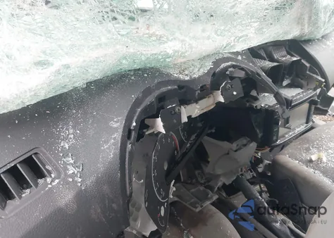 2013 Toyota Corolla Le from USA, damaged, VIN 5YFBU4EE6DP147797